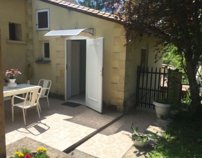 Studio in Sarlat, for a couple in search of calm