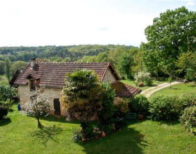 charming farm house in the heart of black Périgord, 3km from Sarlat